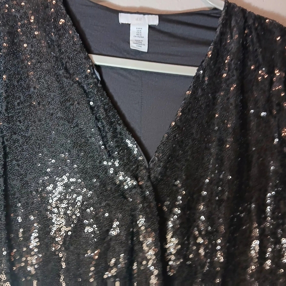 Black Sequin Wrap Bodysuit - Picture 7 of 14